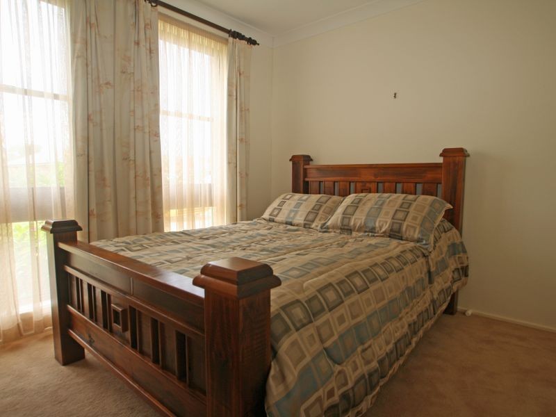 13 Thora Street, Sussex Inlet NSW 2540