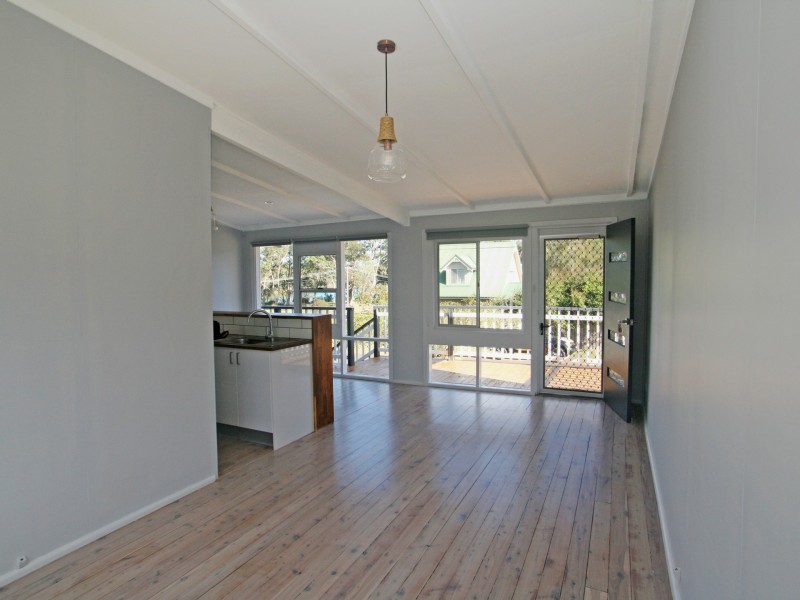 22 Beachview Avenue, Berrara NSW 2540