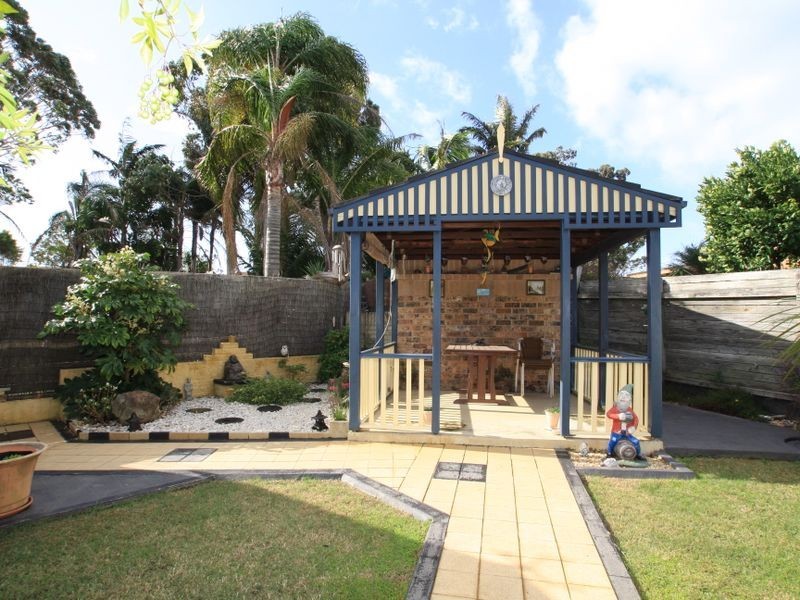 14 Inlet Avenue, Sussex Inlet NSW 2540