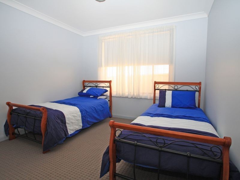 14 Inlet Avenue, Sussex Inlet NSW 2540