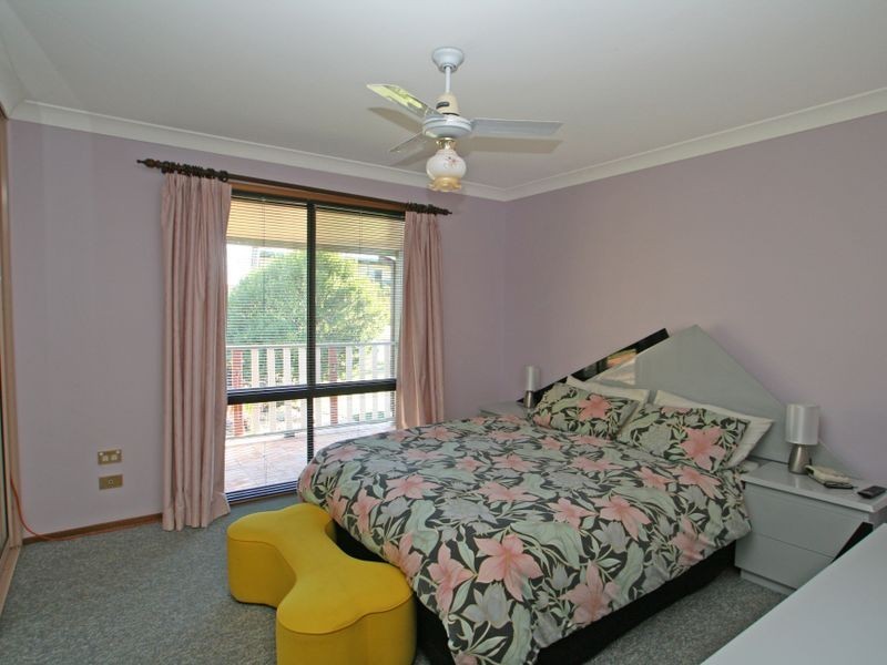 79 Sussex Inlet Road, Sussex Inlet NSW 2540