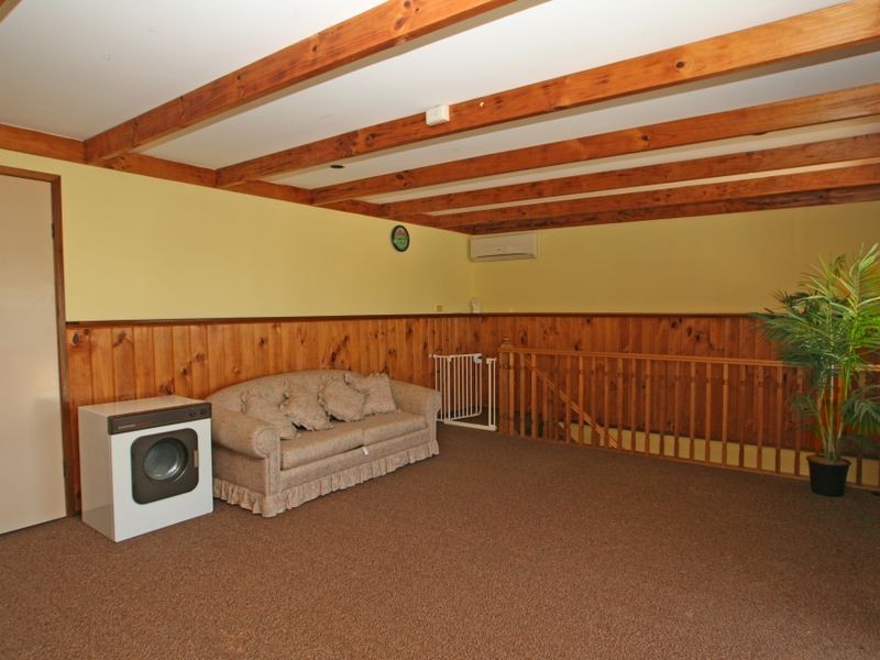 79 Sussex Inlet Road, Sussex Inlet NSW 2540