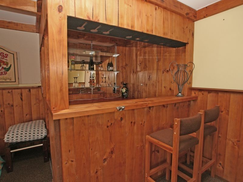 79 Sussex Inlet Road, Sussex Inlet NSW 2540