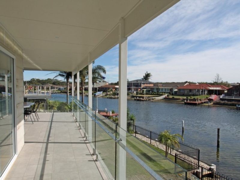 67 Cater Crescent, Sussex Inlet NSW 2540