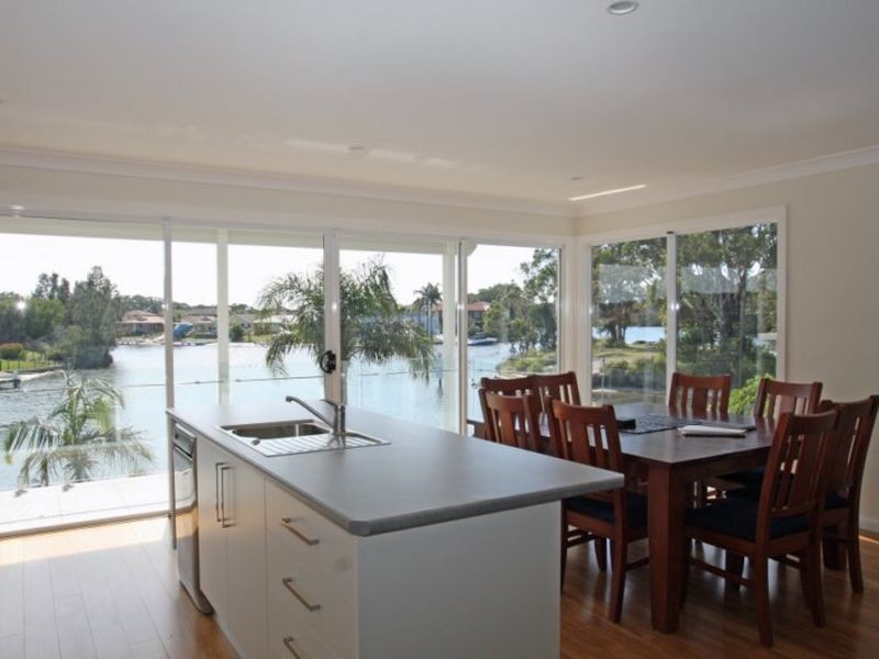 67 Cater Crescent, Sussex Inlet NSW 2540