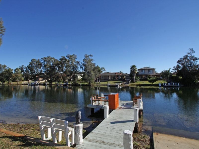 10 Sandpiper Way, Sussex Inlet NSW 2540