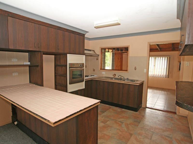 58 Government Road, Sussex Inlet NSW 2540