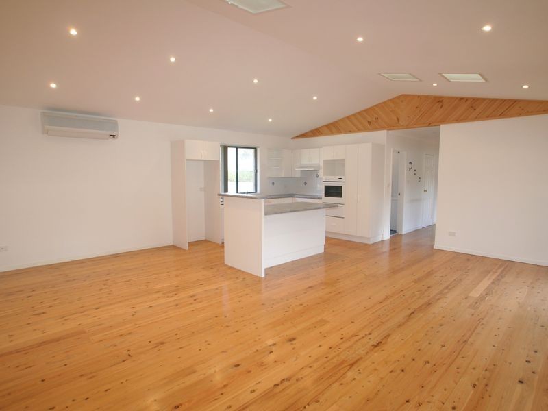 9 Greentree Avenue, Sussex Inlet NSW 2540