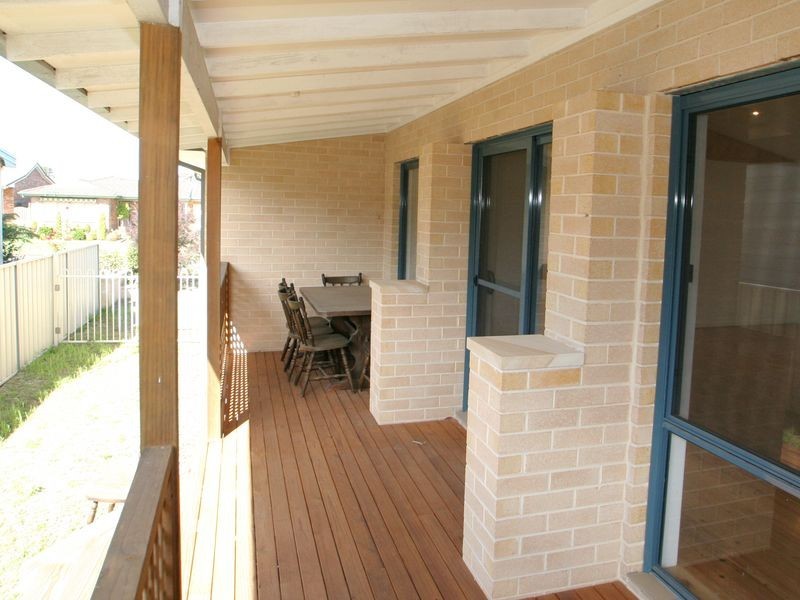 9 Greentree Avenue, Sussex Inlet NSW 2540