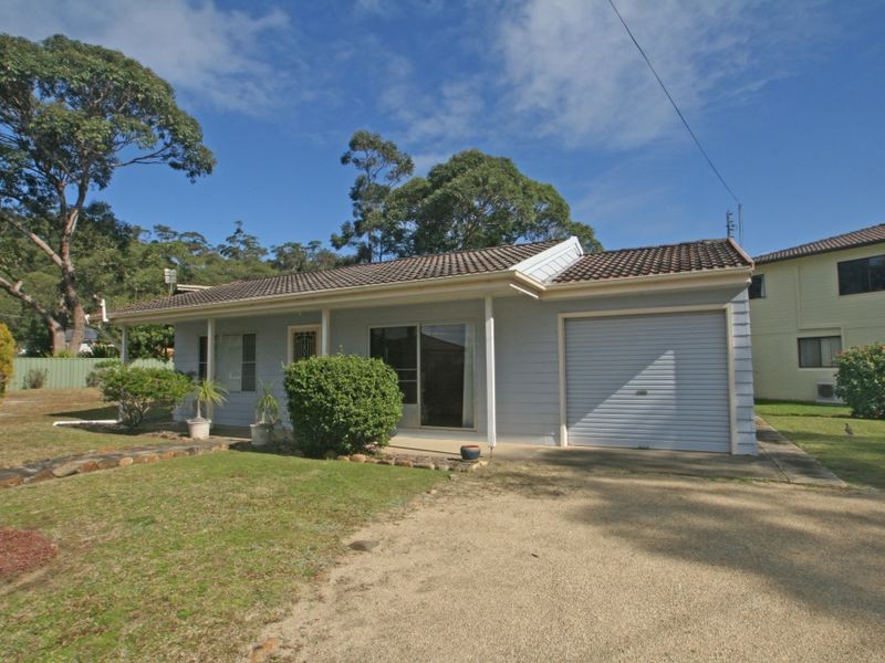 10 Boatharbour Drive, Sussex Inlet NSW 2540