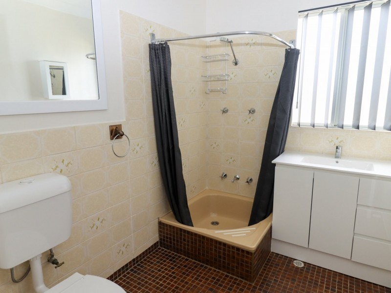 3 Thomson Street, Sussex Inlet NSW 2540