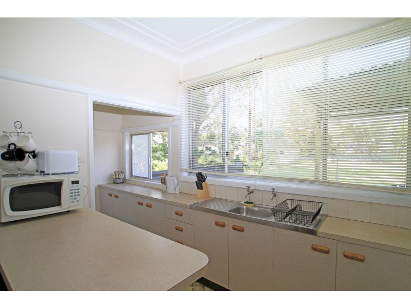 152 Jacobs Drive, Sussex Inlet NSW 2540