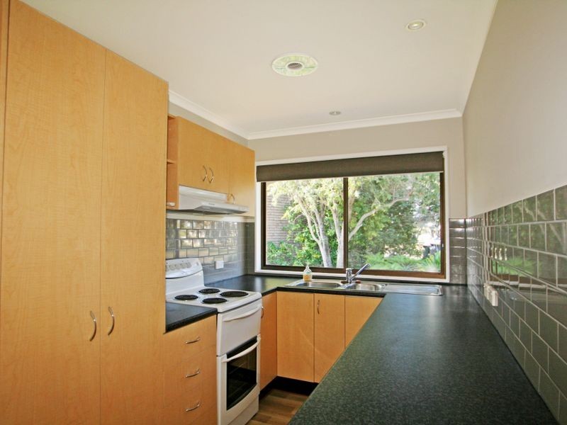 2/13 Edgewater Avenue, Sussex Inlet NSW 2540