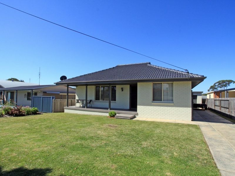 71 Sussex Inlet Rd, Sussex Inlet NSW 2540