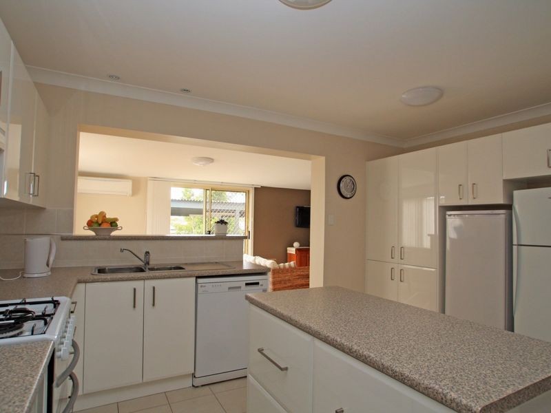 71 Sussex Inlet Rd, Sussex Inlet NSW 2540