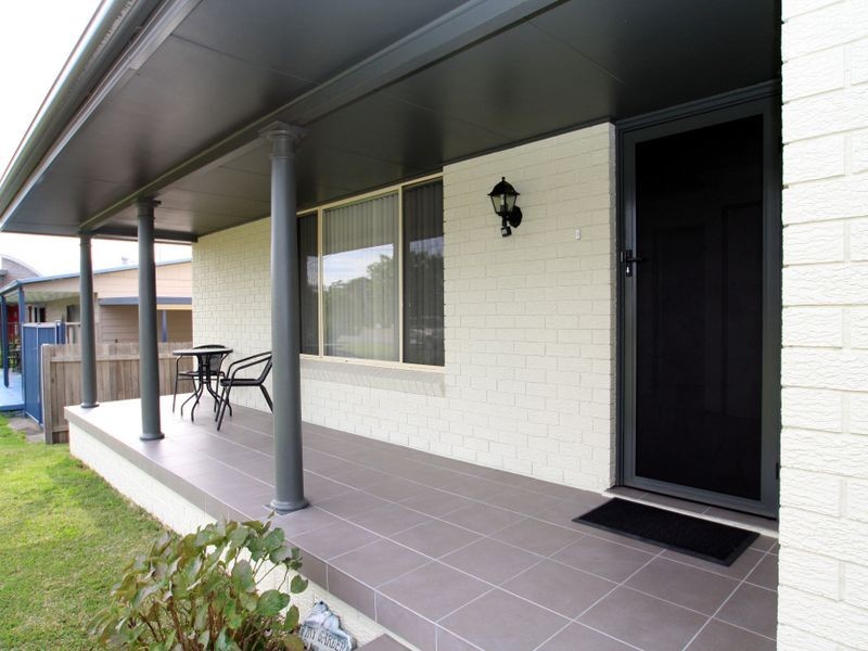 71 Sussex Inlet Rd, Sussex Inlet NSW 2540