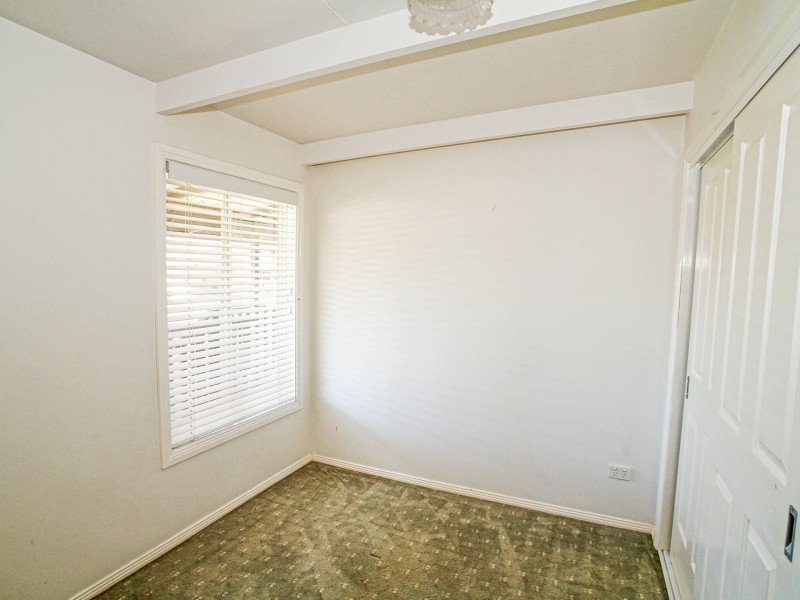 15 Ray Street, Sussex Inlet NSW 2540