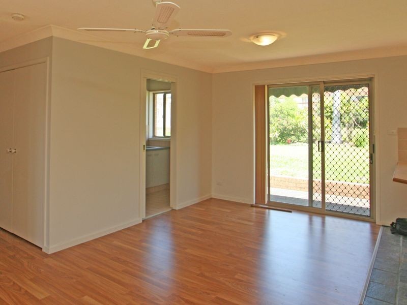 12 Suncrest Avenue, Sussex Inlet NSW 2540