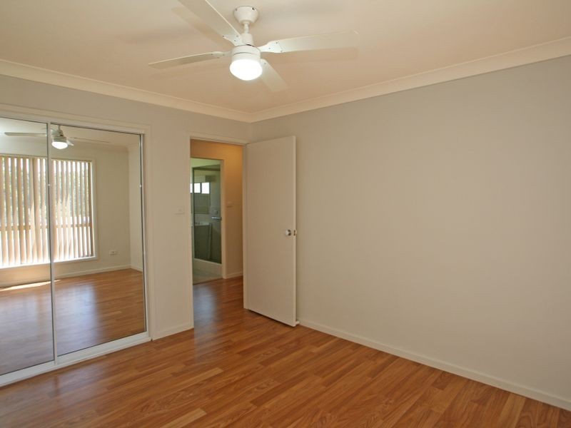 12 Suncrest Avenue, Sussex Inlet NSW 2540