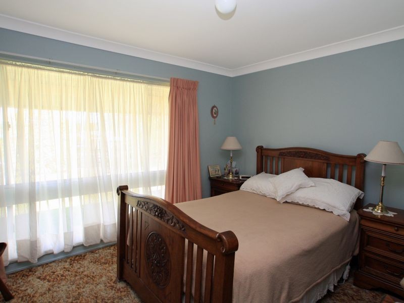 54 Tradewinds Avenue, Sussex Inlet NSW 2540