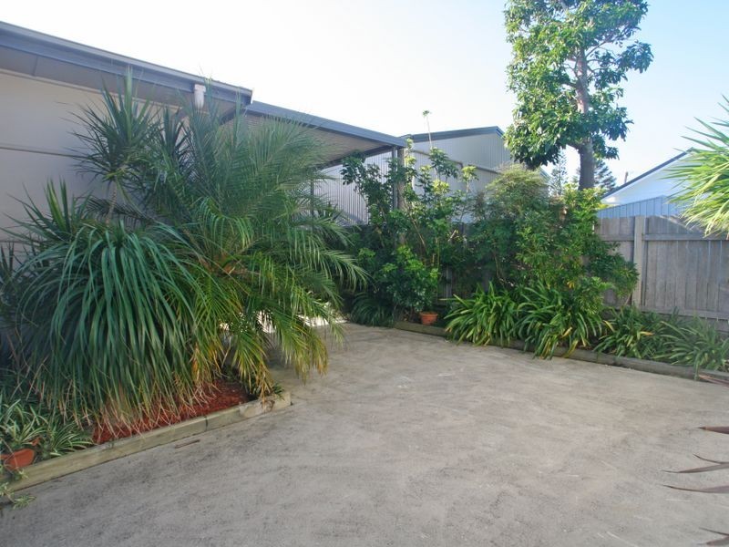14 Lyons Road, Sussex Inlet NSW 2540