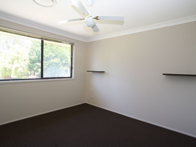 24 Suncrest Avenue, Sussex Inlet NSW 2540