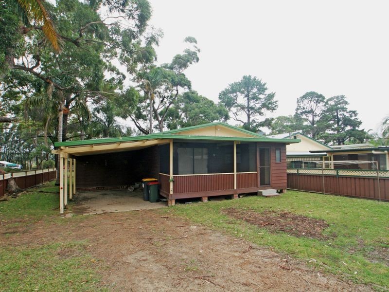 6 Ridge Avenue, Sussex Inlet NSW 2540