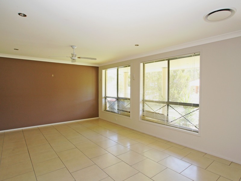 24 Suncrest Avenue, Sussex Inlet NSW 2540