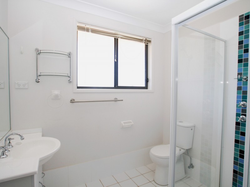 24 Suncrest Avenue, Sussex Inlet NSW 2540