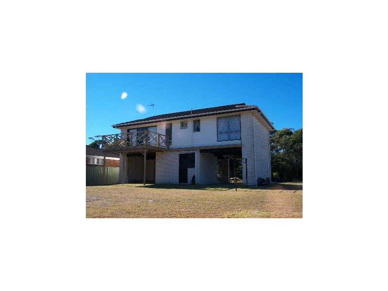 11 Sandpiper Way, Sussex Inlet NSW 2540