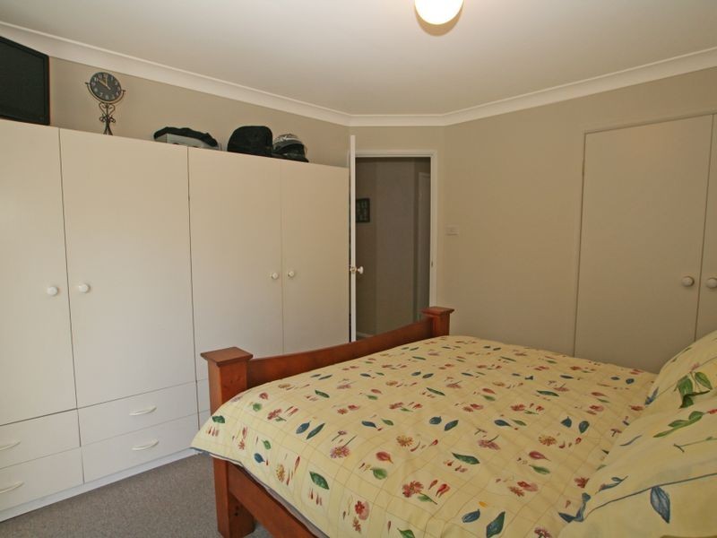 8 Wildwood Avenue, Sussex Inlet NSW 2540