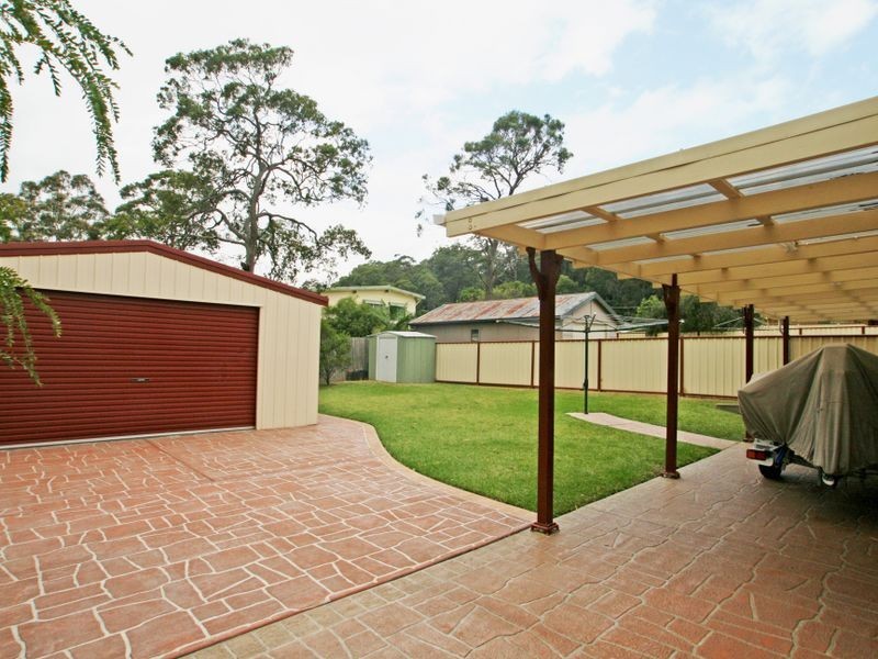 8 Wildwood Avenue, Sussex Inlet NSW 2540