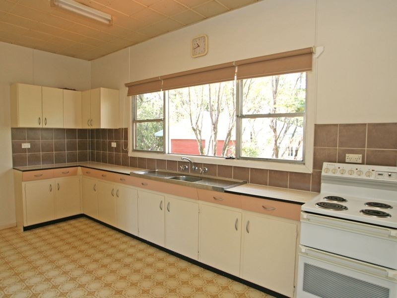 10 Berrara Crescent, Berrara NSW 2540