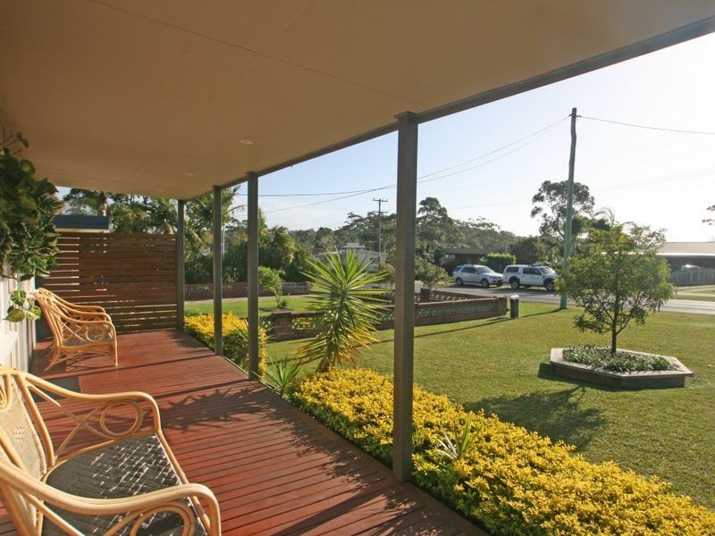 14 Lyons Road, Sussex Inlet NSW 2540