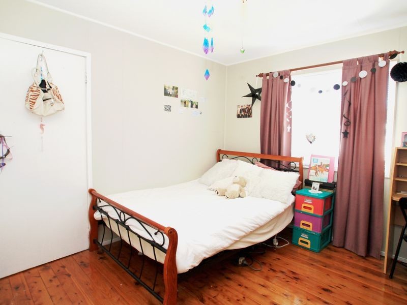 1 Greentree Avenue, Sussex Inlet NSW 2540