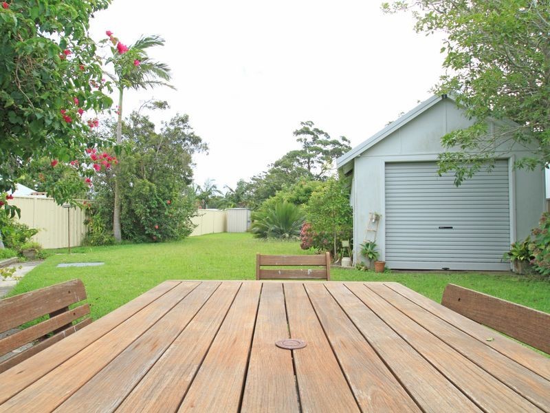 39 Lyons Road, Sussex Inlet NSW 2540
