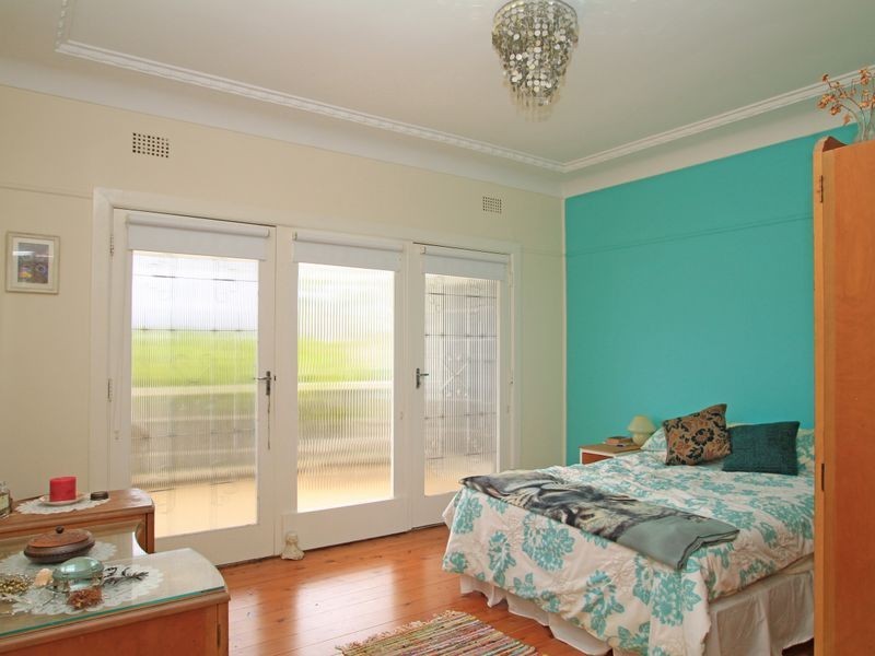 39 Lyons Road, Sussex Inlet NSW 2540