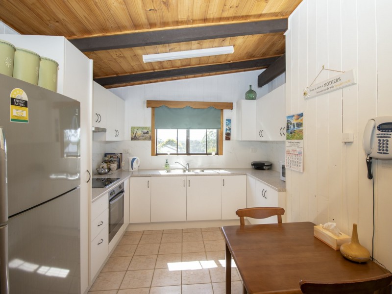 26 Tradewinds Avenue, Sussex Inlet NSW 2540