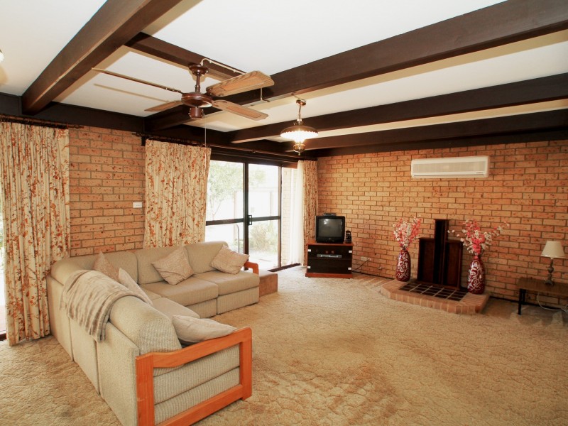 15 Tradewinds Avenue, Sussex Inlet NSW 2540