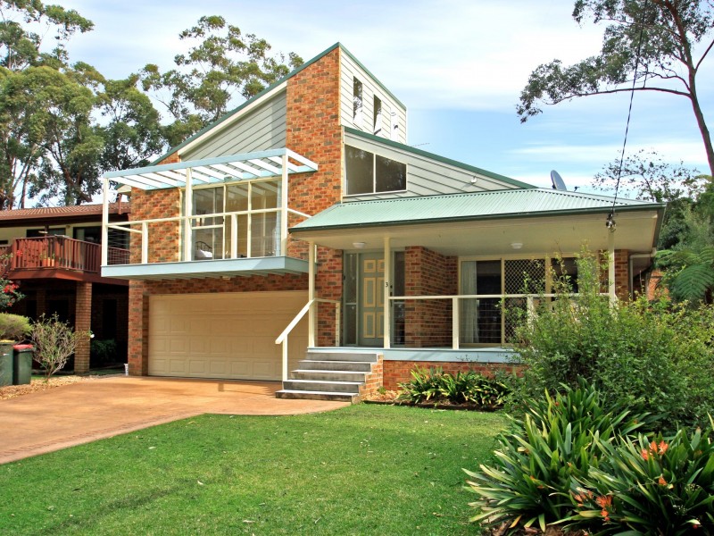 3 Fairview Crescent, Sussex Inlet NSW 2540
