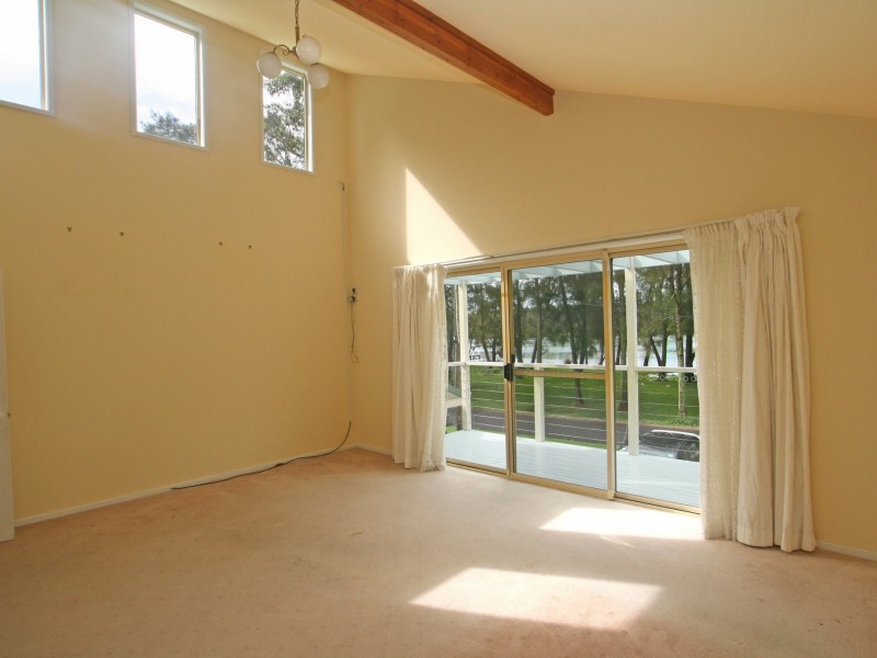 3 Fairview Crescent, Sussex Inlet NSW 2540