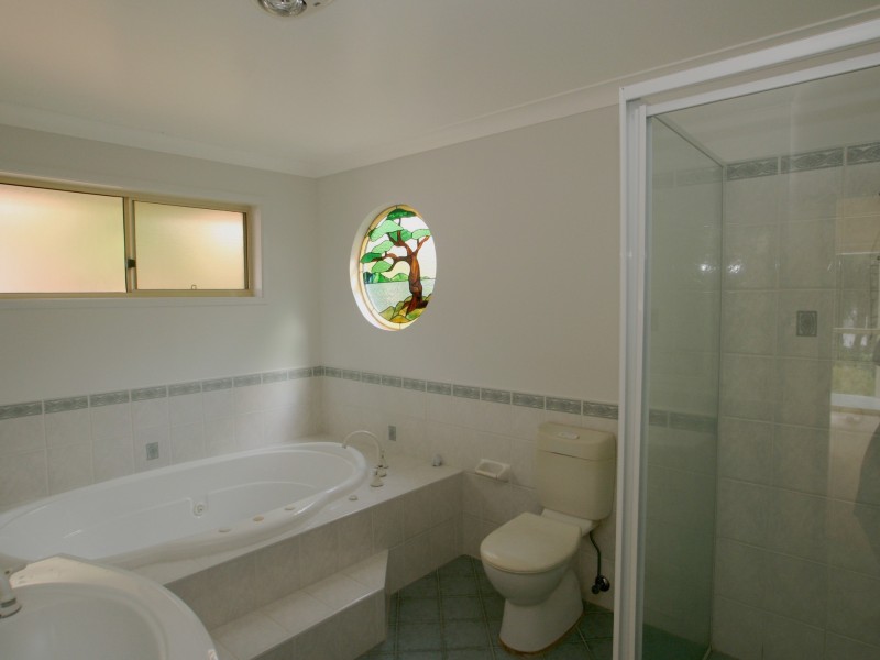 3 Fairview Crescent, Sussex Inlet NSW 2540