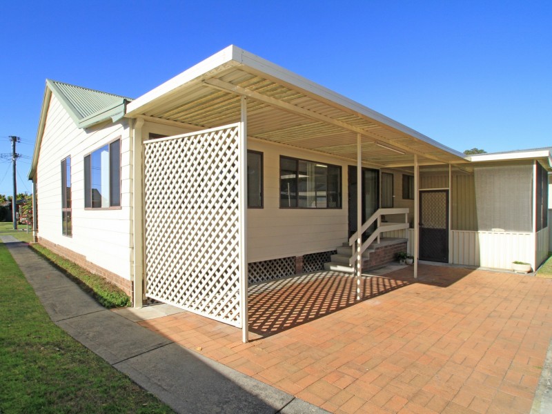 7 Greentree Avenue, Sussex Inlet NSW 2540