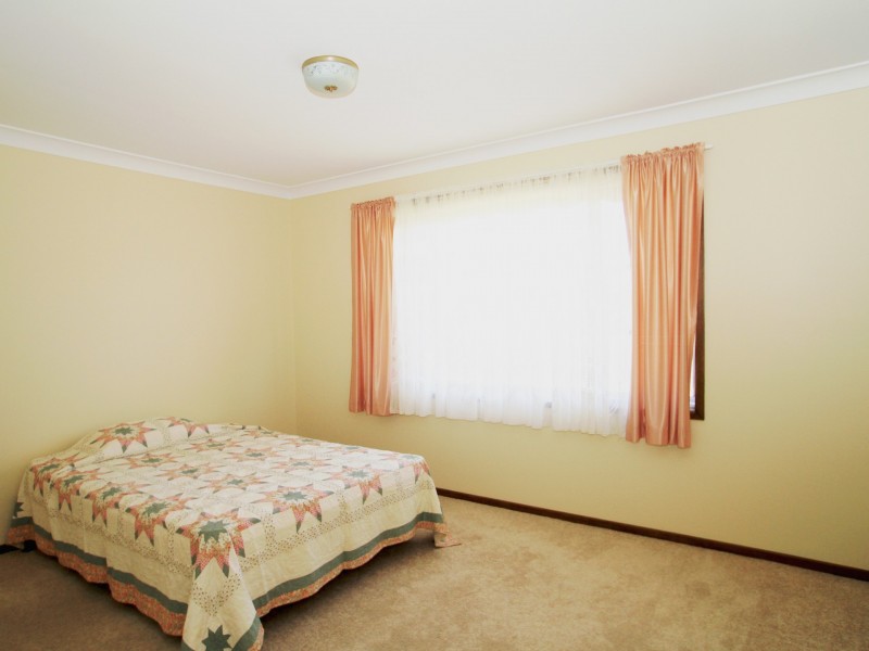 6 Wildwood Avenue, Sussex Inlet NSW 2540