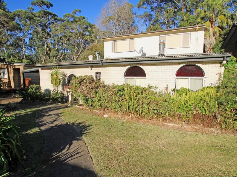 24 Waterhaven Avenue, Berrara NSW 2540