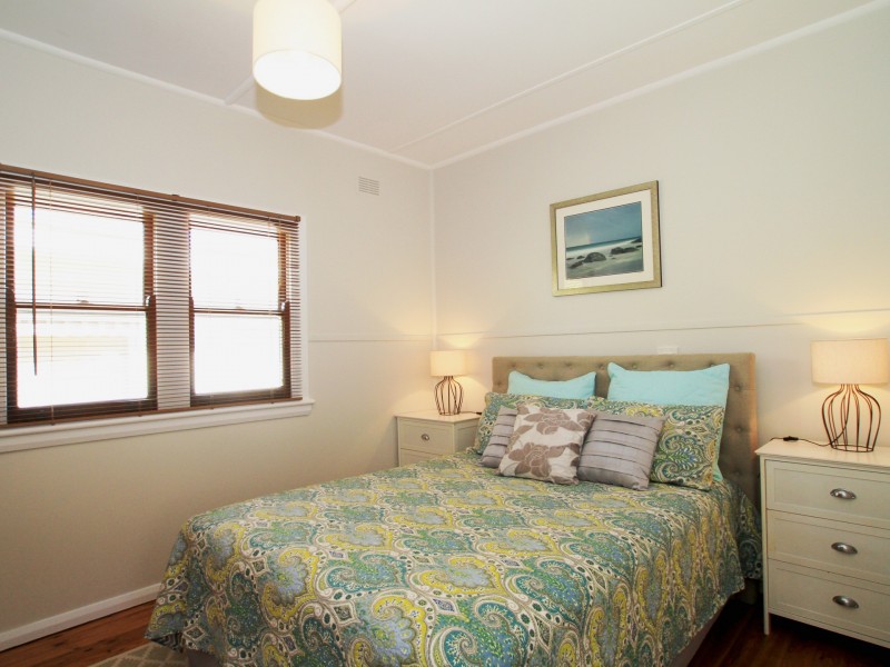 13 Lyons Road, Sussex Inlet NSW 2540