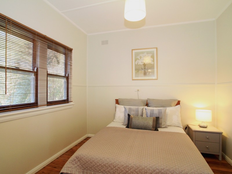 13 Lyons Road, Sussex Inlet NSW 2540