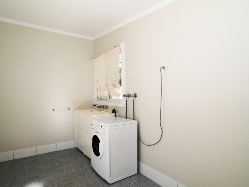 13 Lyons Road, Sussex Inlet NSW 2540