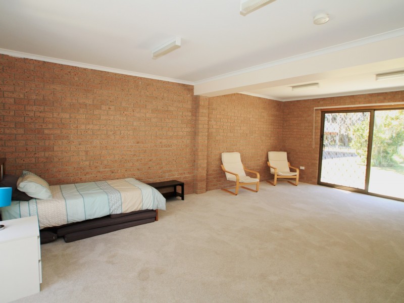 23 Fairview Crescent, Sussex Inlet NSW 2540
