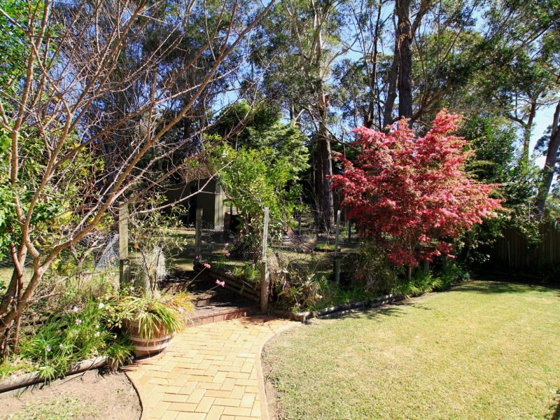 23 Fairview Crescent, Sussex Inlet NSW 2540